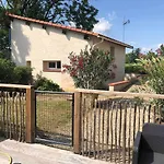 Maisonnette Individuelle Avec Acces Piscine Feriehus Lescure-dʼAlbigeois