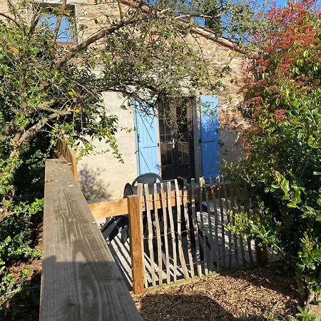 Domaine De Lusclade بيت للعطل